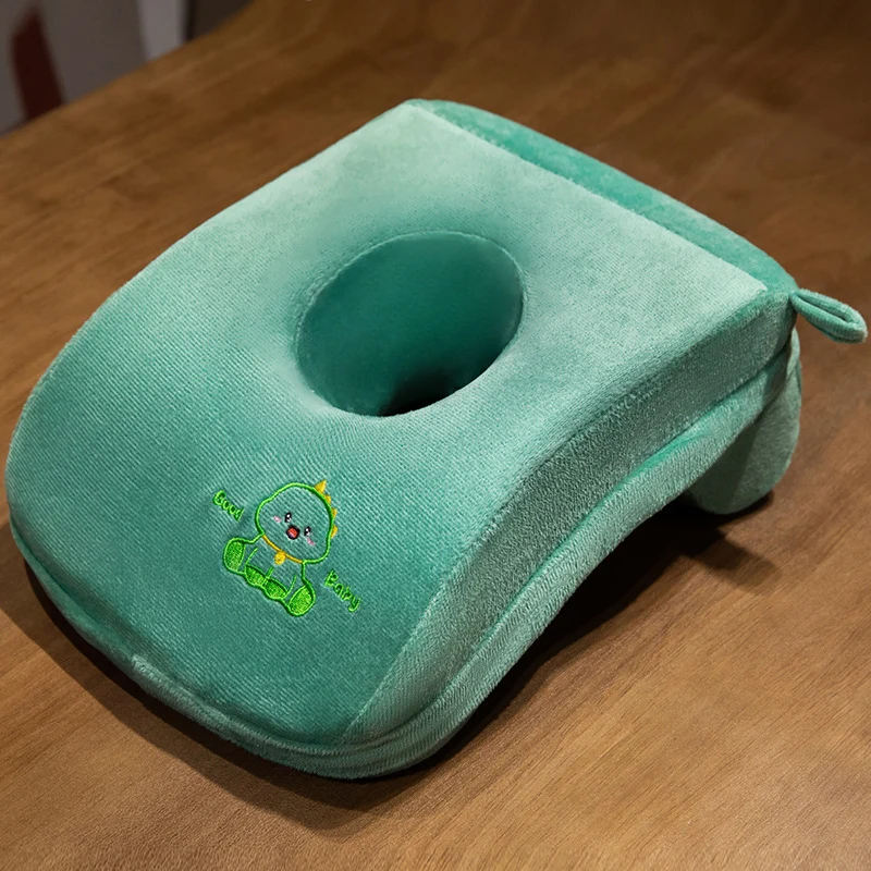 Plüsch-Nackenstützkissen mit ergonomischer Aussparung Skanto