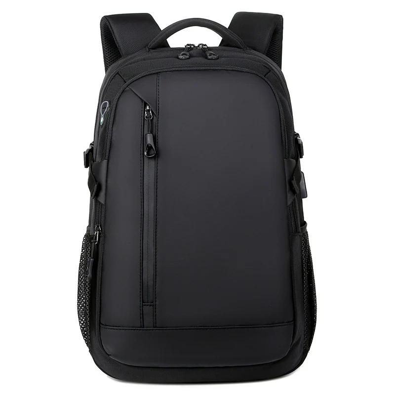 Rucksack mit wasserabweisendem Material und gepolstertem Laptopfach Skanto
