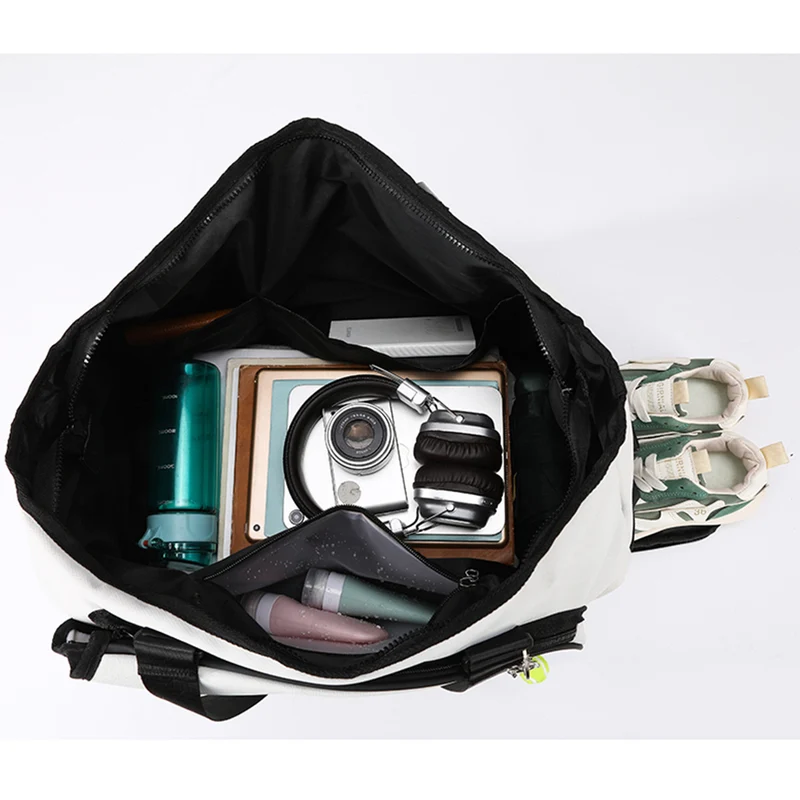Vielseitige Sport- und Reisetasche mit innovativem Stauraum Skanto