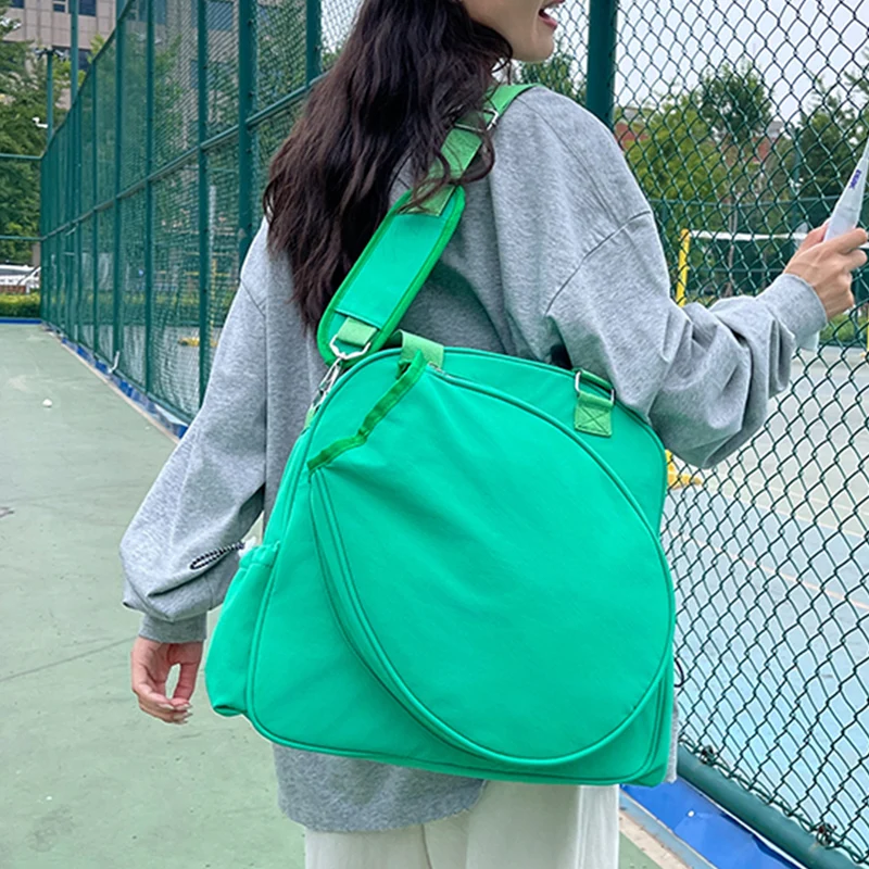 Stylische Alltags- und Reisetasche Skanto