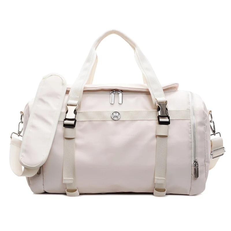 Sportliche Tasche mit mehreren Fächern und robustem Design Skanto