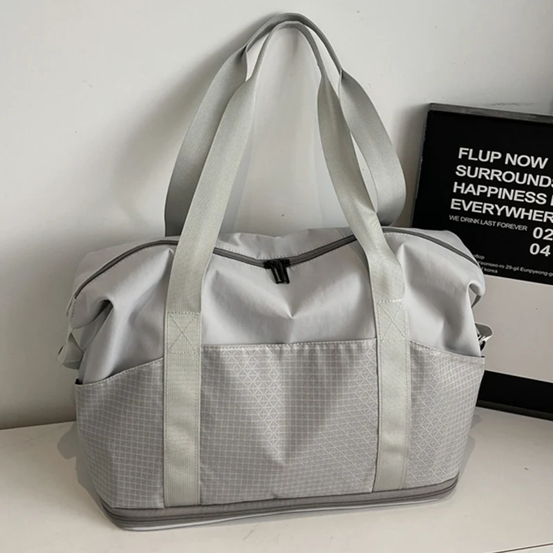 Multifunktionale Sport- und Reisetasche mit innovativem Fächersystem Skanto