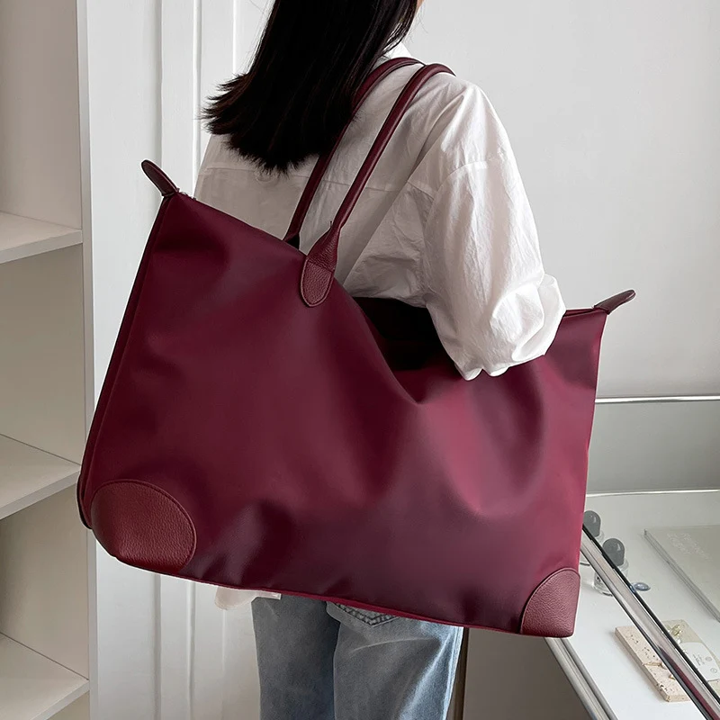Hochwertige Alltagshandtasche Skanto