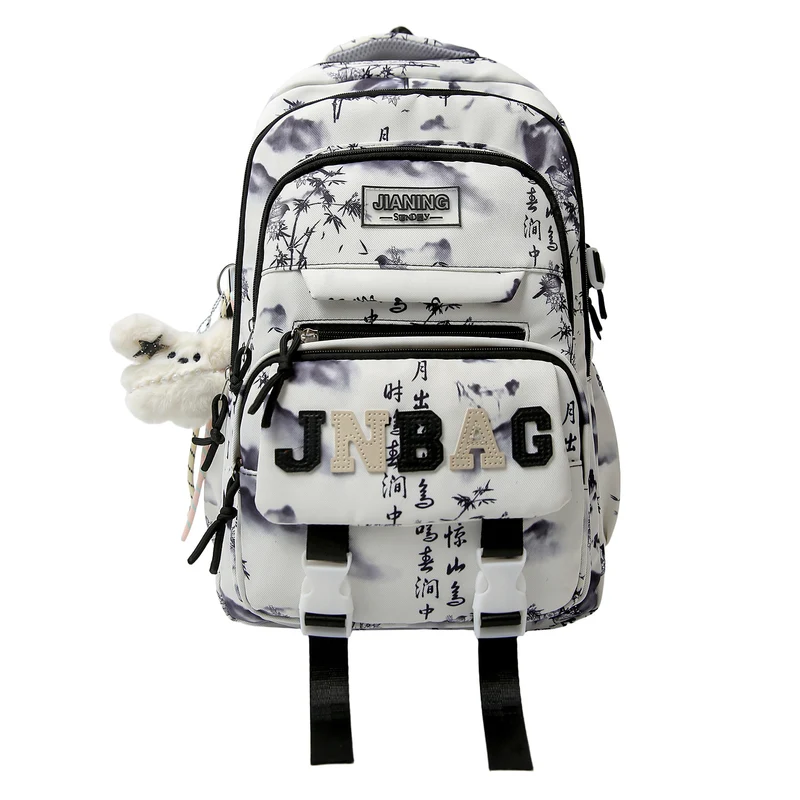 Stilvoller Rucksack Skanto mit mehreren Fächern