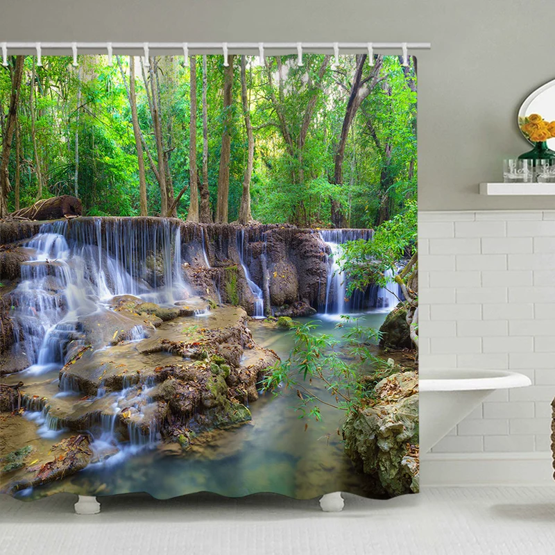 Duschvorhang mit malerischem Wasserfall-Print Skanto