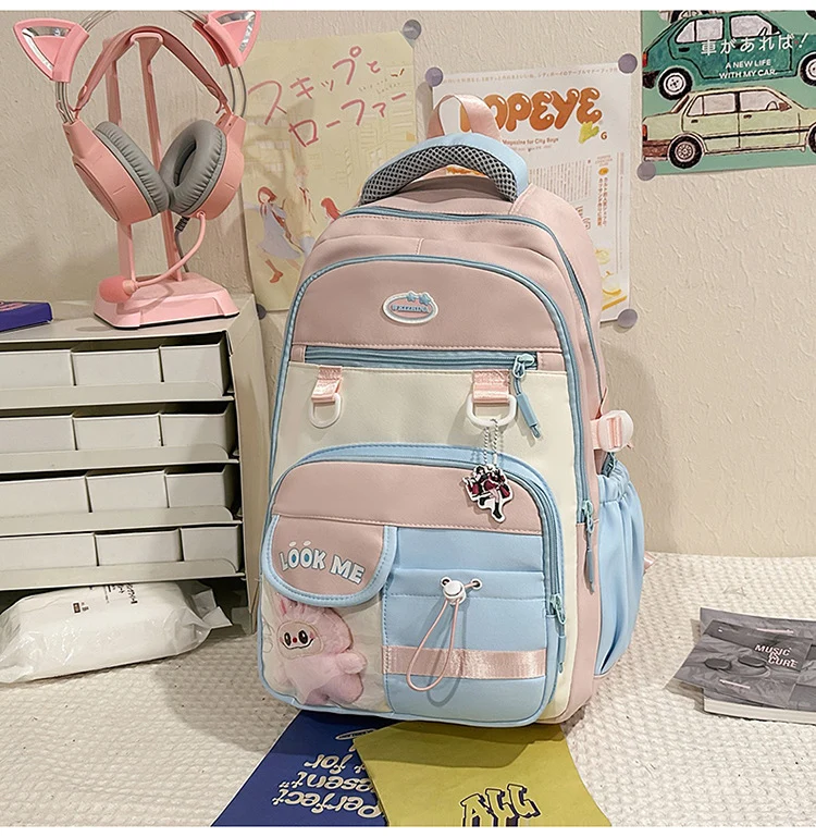 Niedlicher Plüsch-Rucksack mit Charakter Skanto