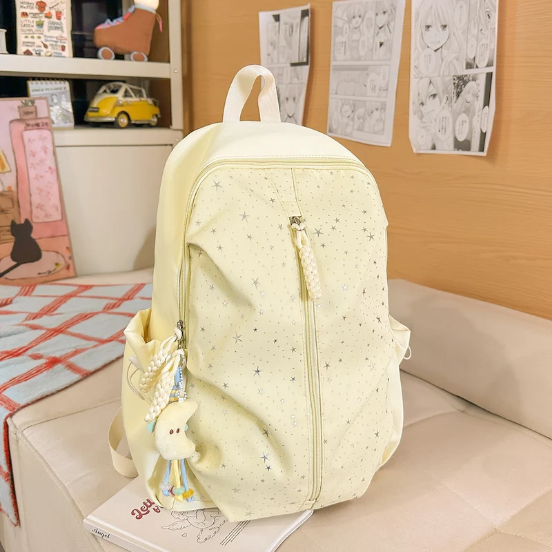 Stylischer Rucksack Skanto mit Sternenmuster