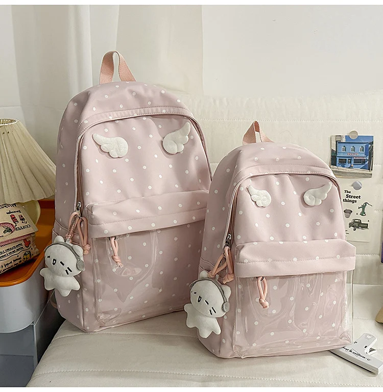 Niedlicher Rucksack im Cartoon-Stil Skanto