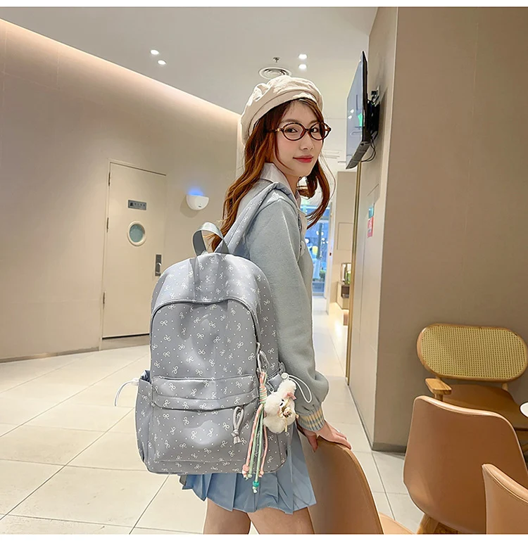 Niedlicher Rucksack mit Blumenmuster Skanto