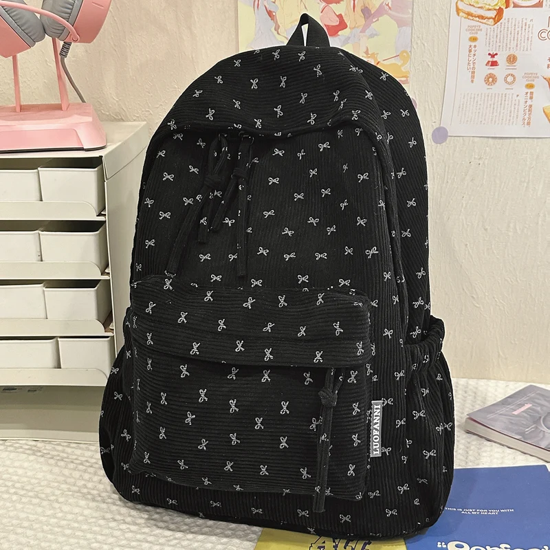 Niedlicher Cord-Rucksack mit Schleife Skanto