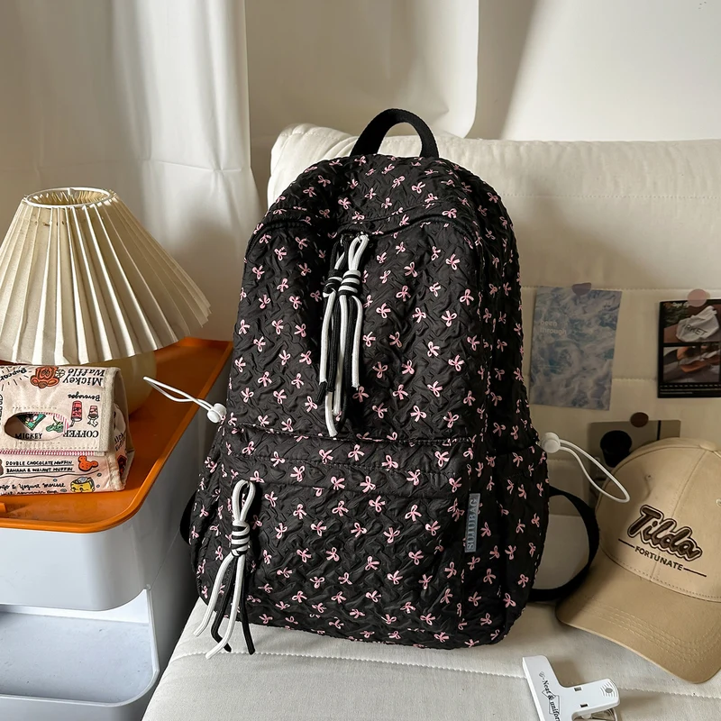 Strukturierter Plüsch-Rucksack Skanto mit mehreren Fächern