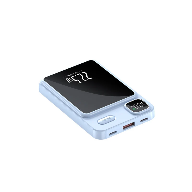 Intelligente Powerbank mit mehreren Anschlüssen und Digitalanzeige Skanto