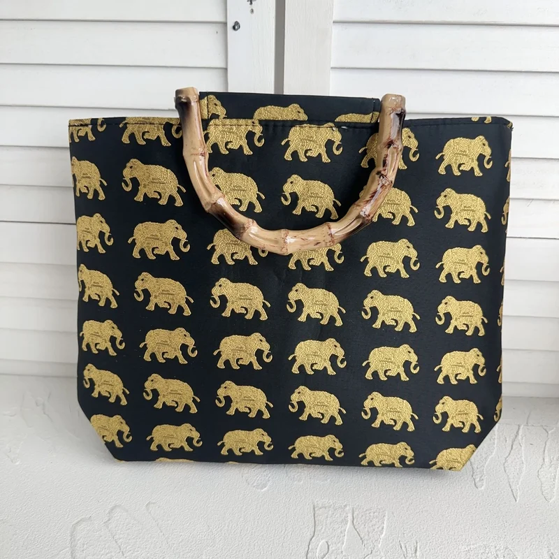 Stilvolle Baumwolltasche mit Bambusgriff Skanto