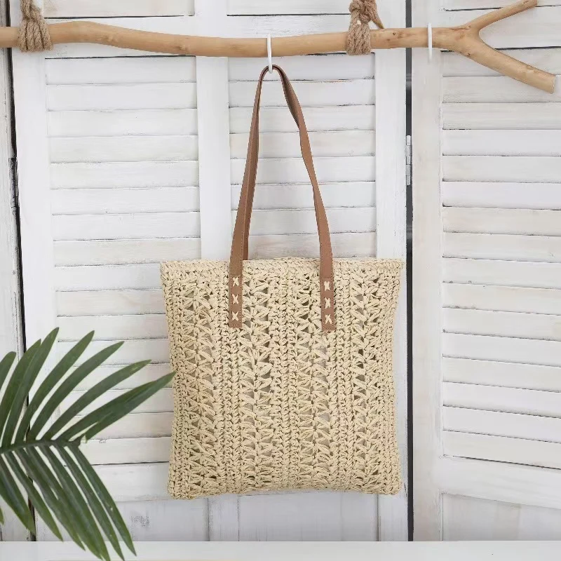 Handgemachte Jutetasche mit stilvollen Ledergriffen Skanto
