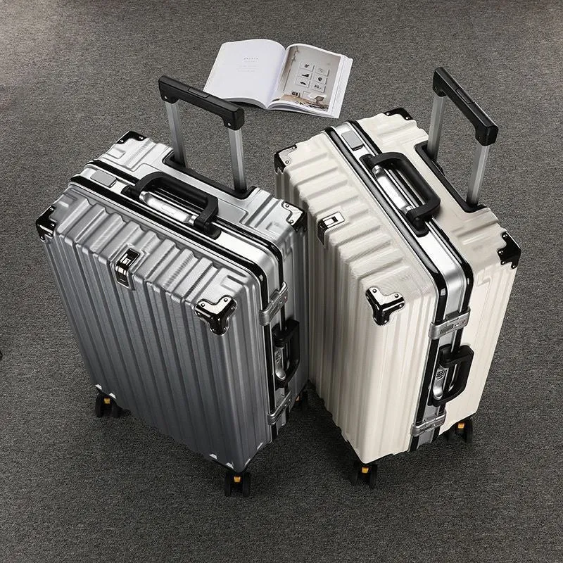 Robuster Hartschalen-Reisekoffer mit geräumigem Innenraum und hochwertigem Rollsystem Skanto