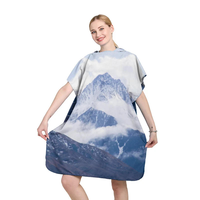 Strandkleid mit Tropenprint Skanto