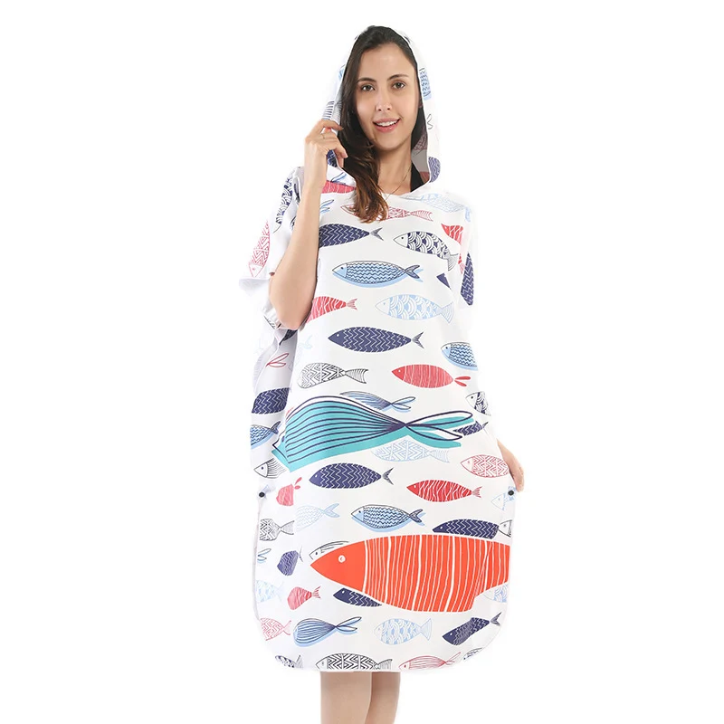 Strandkleid mit Tropenprint Skanto