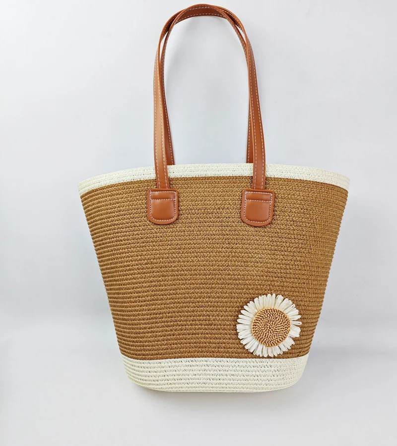 Strandtasche mit Blumenakzenten Skanto