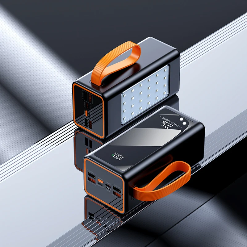 Tragbare Multi-USB-Powerbank mit LED-Licht Skanto