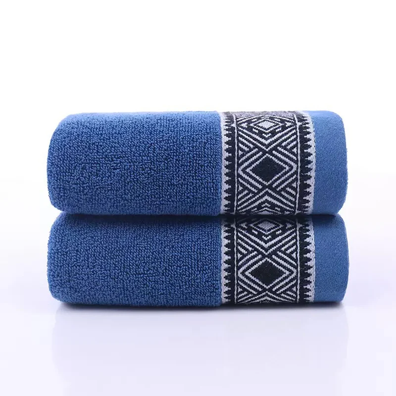 Frotteehandtuch-Set mit elegantem geometrischem Band Skanto