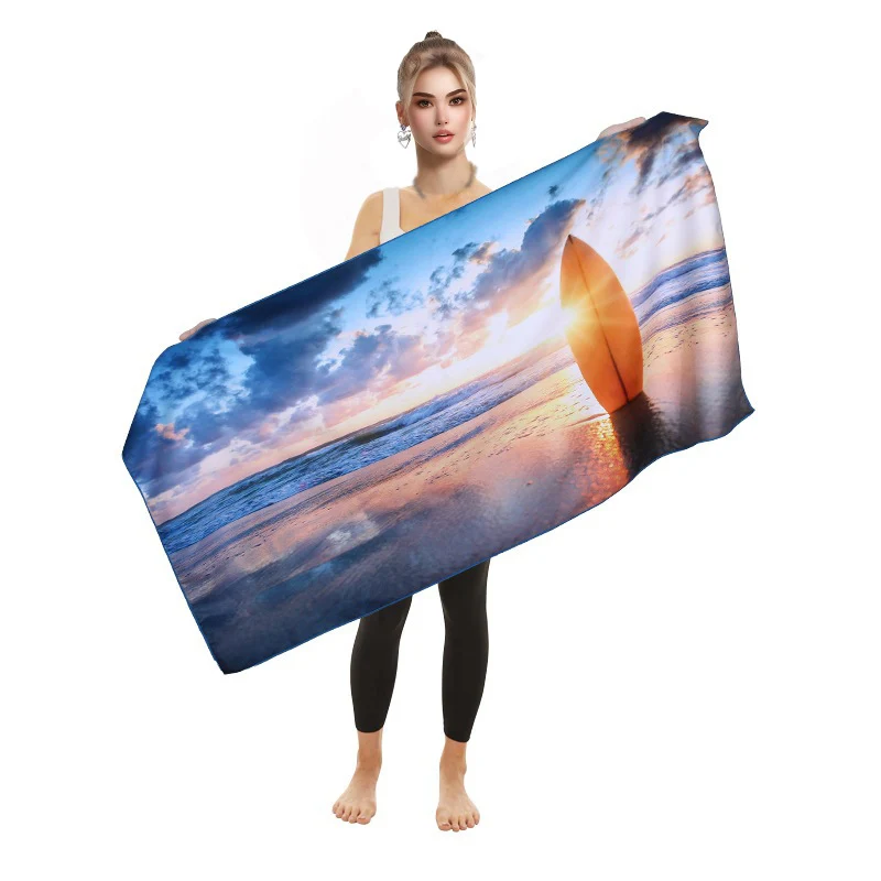 Strandtuch mit lebhaftem Flamingo-Motiv und schnelltrocknendem Material Skanto