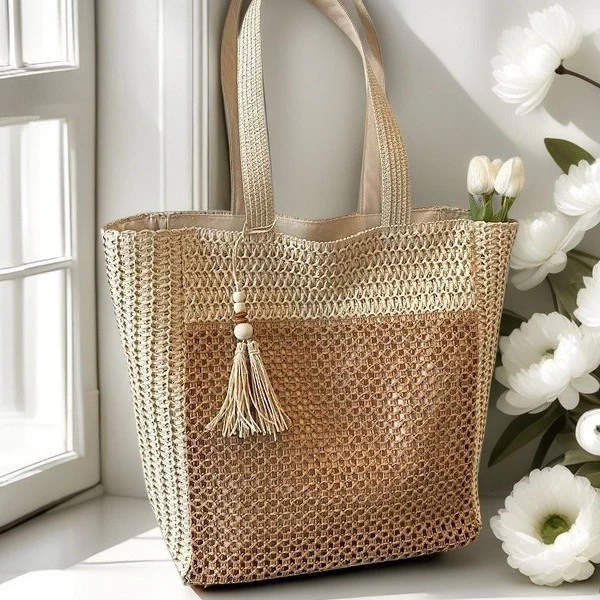 Handgemachte Strohtasche mit Quaste Skanto