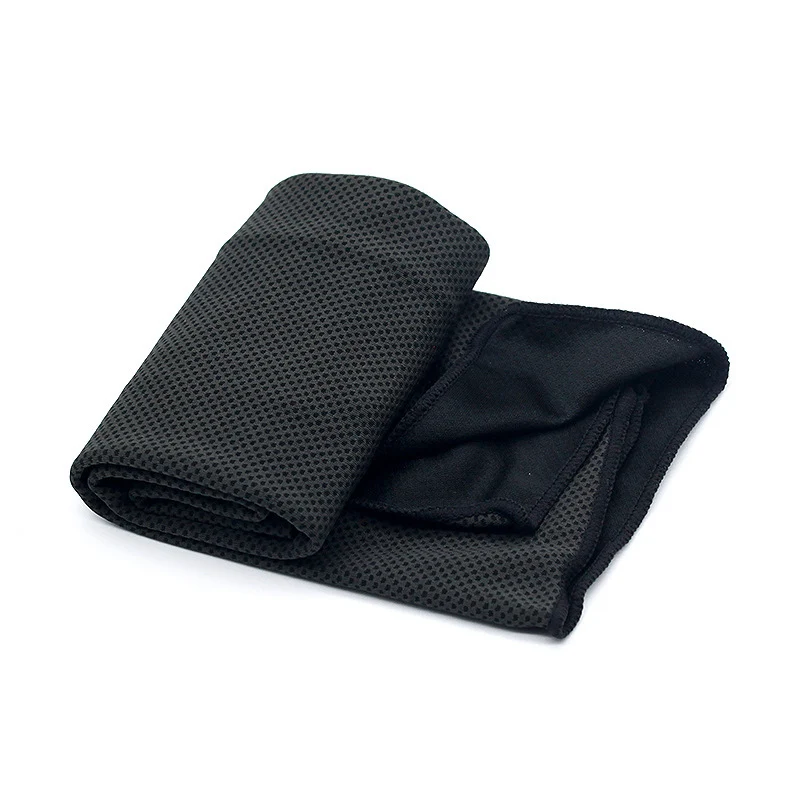 Schnelltrocknendes Sporthandtuch mit atmungsaktivem Mesh-Design Skanto