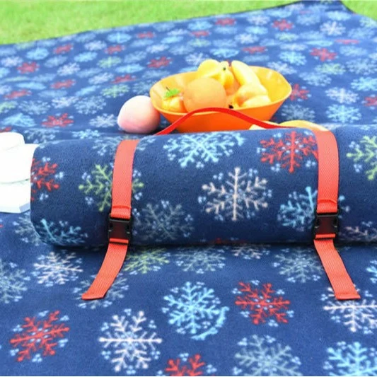 Picknickdecke mit wasserabweisender Unterseite und pflegeleichten Materialien Skanto
