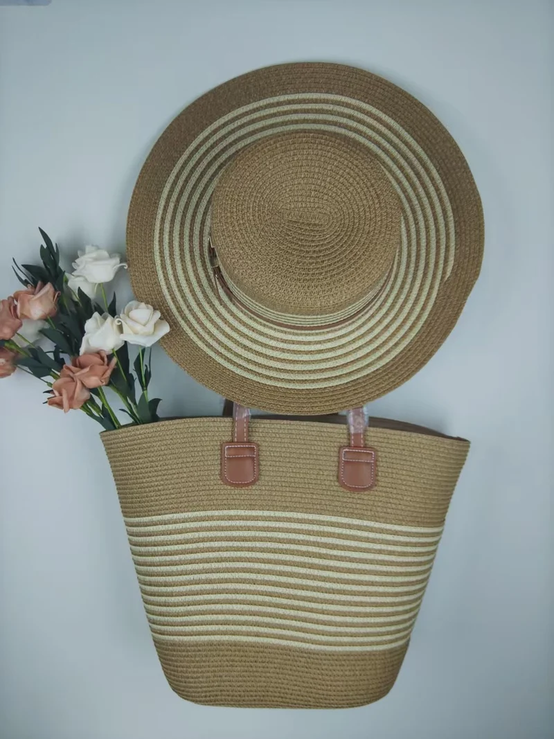 Elegante Strandtasche mit passendem Sonnenhut Skanto