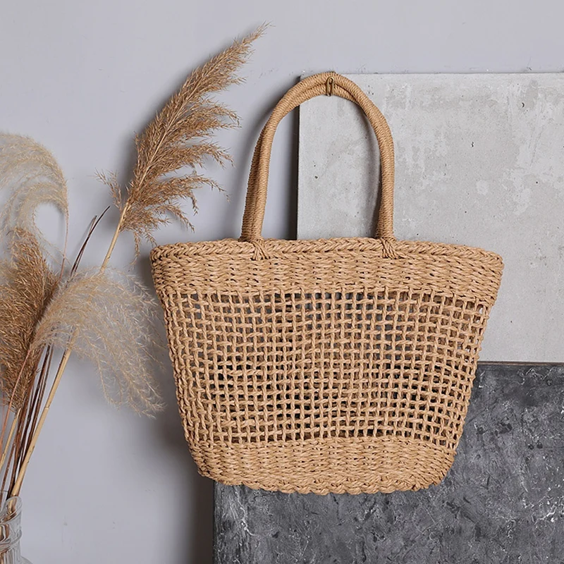 Korbtasche aus Naturraffia mit stabilen Griffen Skanto