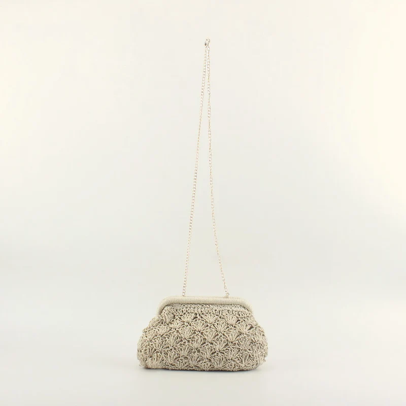 Elegante Clutch-Tasche im Häkelstil Skanto