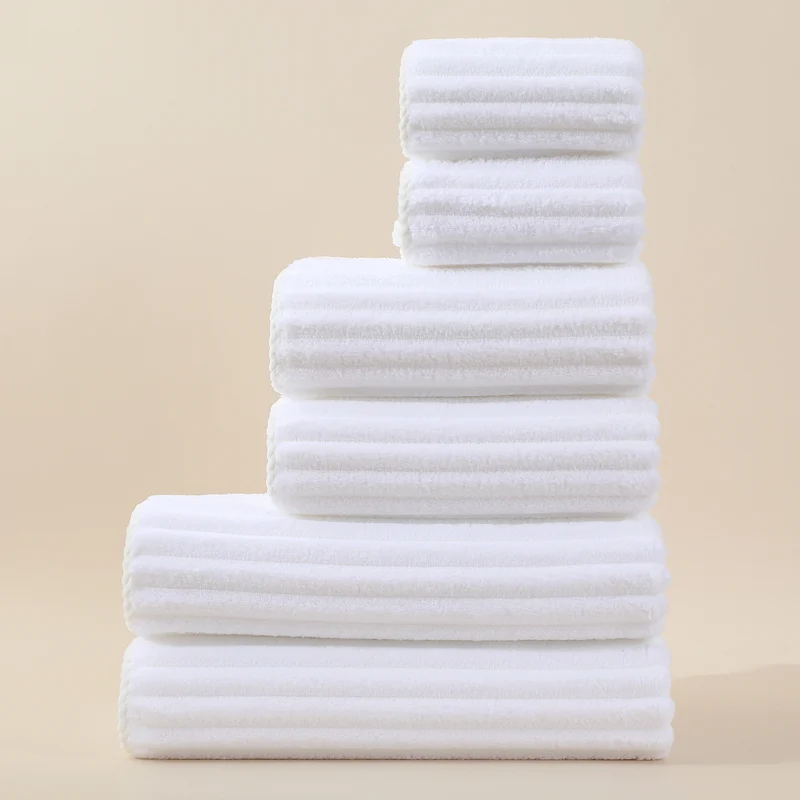 Premium Frotteehandtuch-Set mit luxuriösem Design Skanto