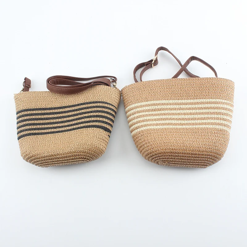Schultertasche mit verstellbarem Riemen und strukturiertem Design Skanto