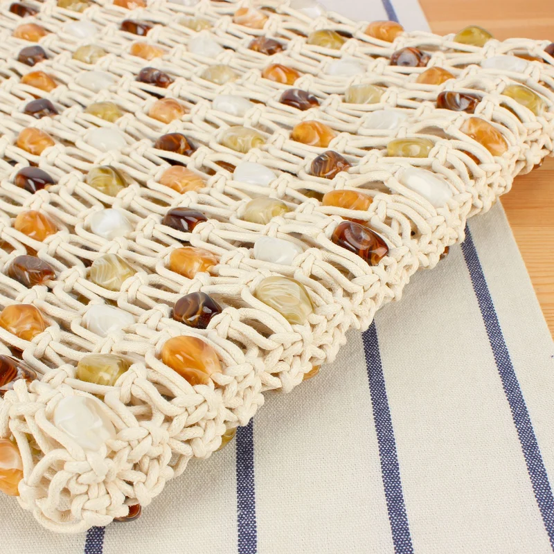 Handgeknüpfte Korbtasche mit bunten Perlen Skanto