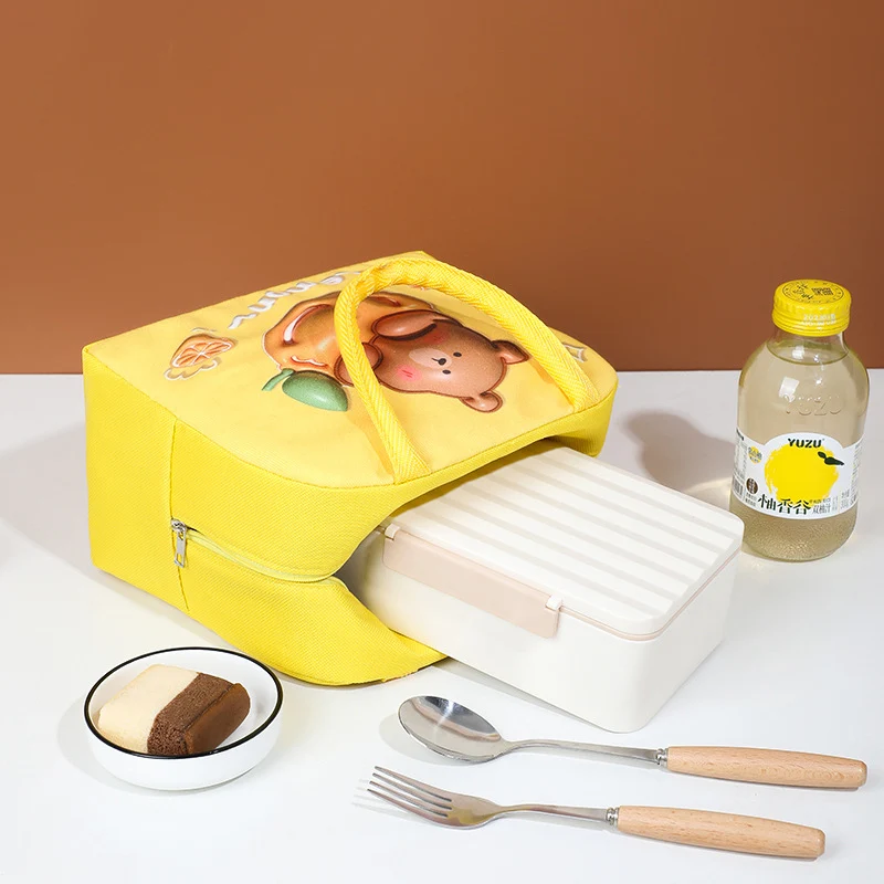 Niedliche isolierte Lunchtasche Skanto