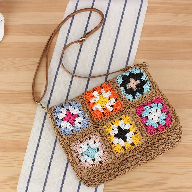 Umhängetasche im fröhlichen Patchwork-Stil Skanto