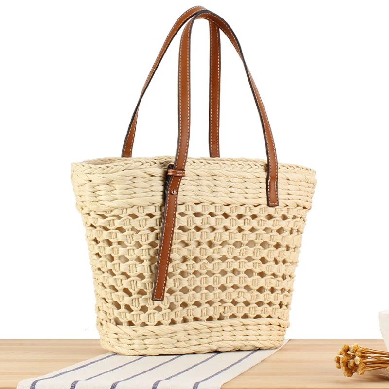 Gewebte Naturmaterial-Handtasche mit bequemem Tragegriff Skanto