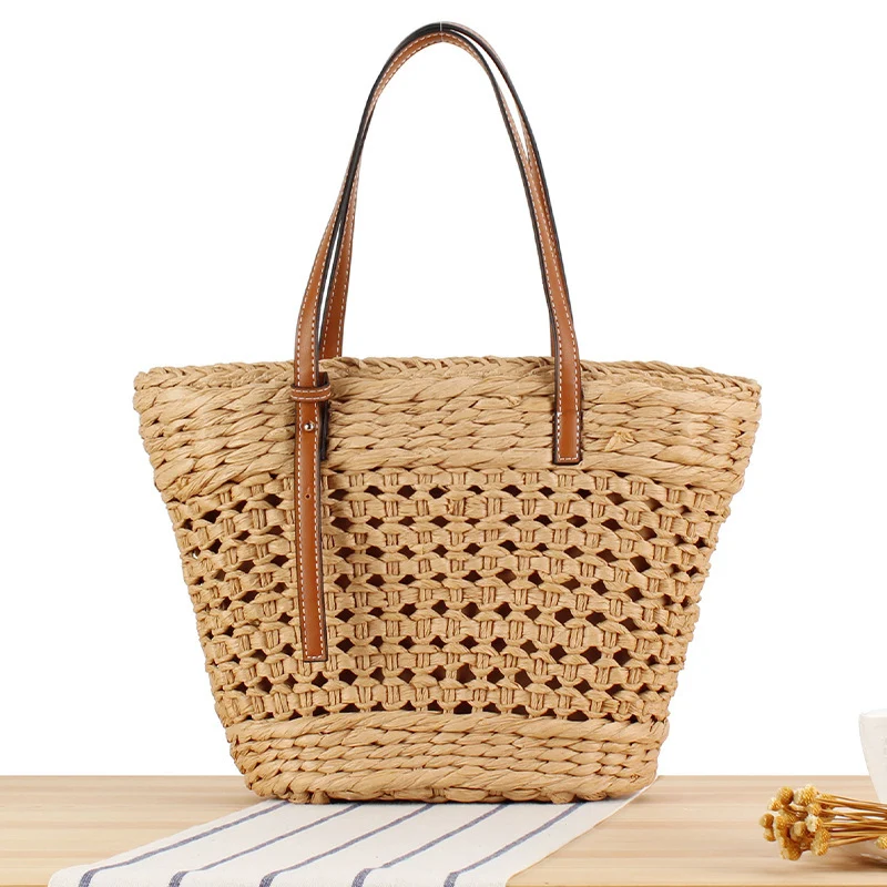 Gewebte Naturmaterial-Handtasche mit bequemem Tragegriff Skanto