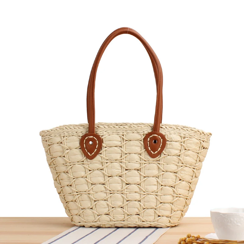 Handgemachte Korbtasche mit eleganten Lederdetails Skanto