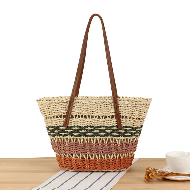 Moderne Strohtasche mit Lederdetails Skanto