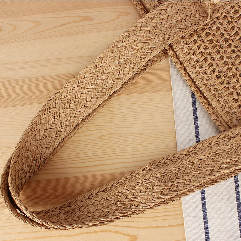 Umweltfreundliche Raffia-Einkaufstasche mit elegantem Quasten-Detail Skanto