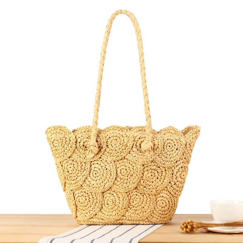 Moderne Makramee-Strandtasche mit künstlerischem Design Skanto
