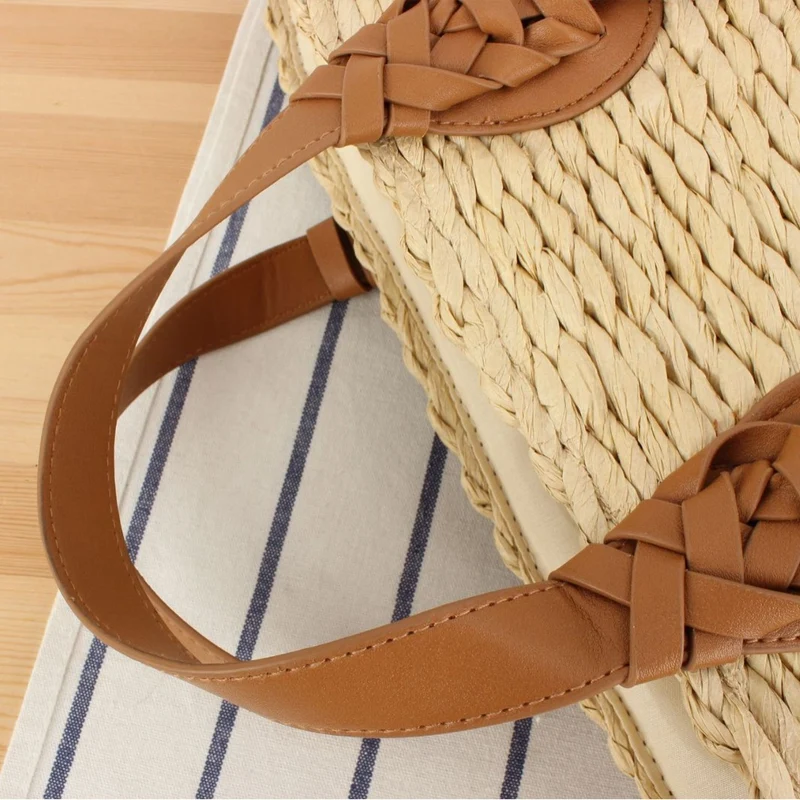 Geflochtene Strandtasche mit Ledergriff Skanto