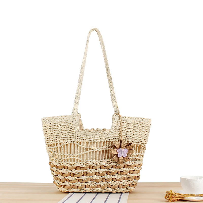 Elegante Strandtasche mit handgewebtem Korbmuster Skanto