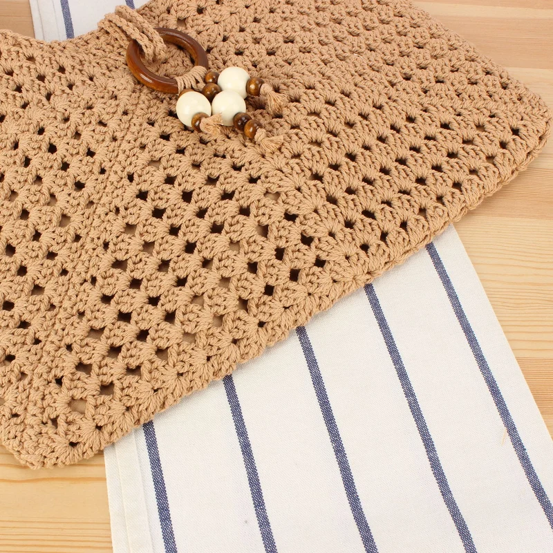 Handtasche aus handgeknüpftem Naturmaterial mit stilvollen Fransen-Details Skanto