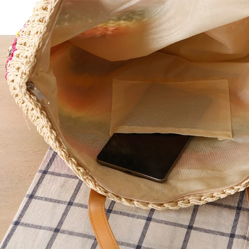 Handgewebte Stroh-Einkaufstasche mit bunten Streifen Skanto