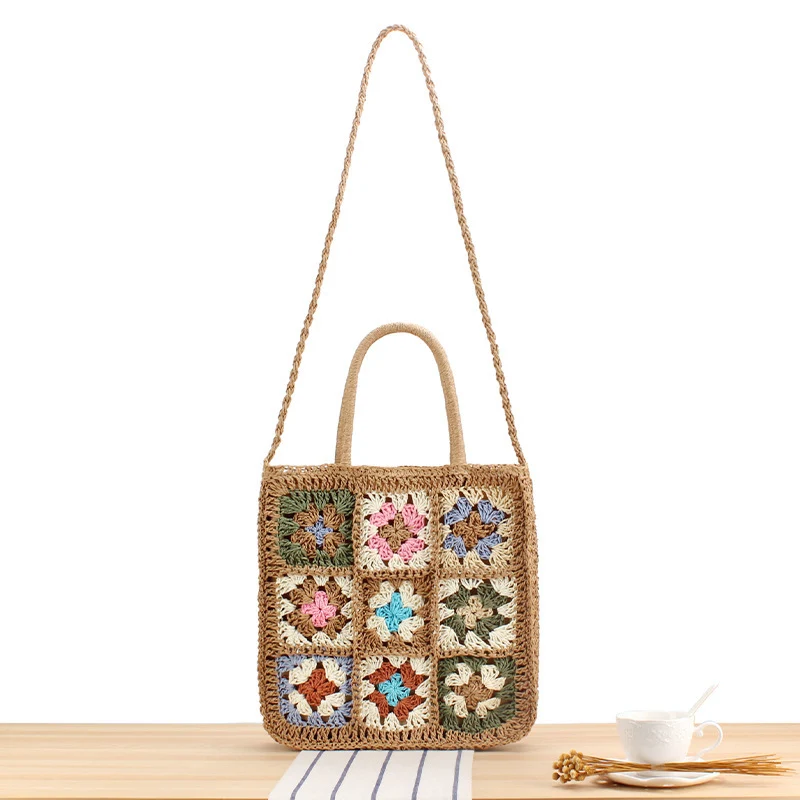Handgefertigte Umhängetasche im floralen Patchwork-Design Skanto