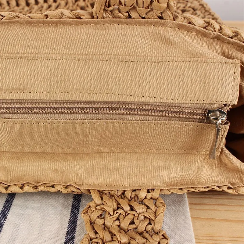 Geflochtene Tragetasche im minimalistischen Design Skanto
