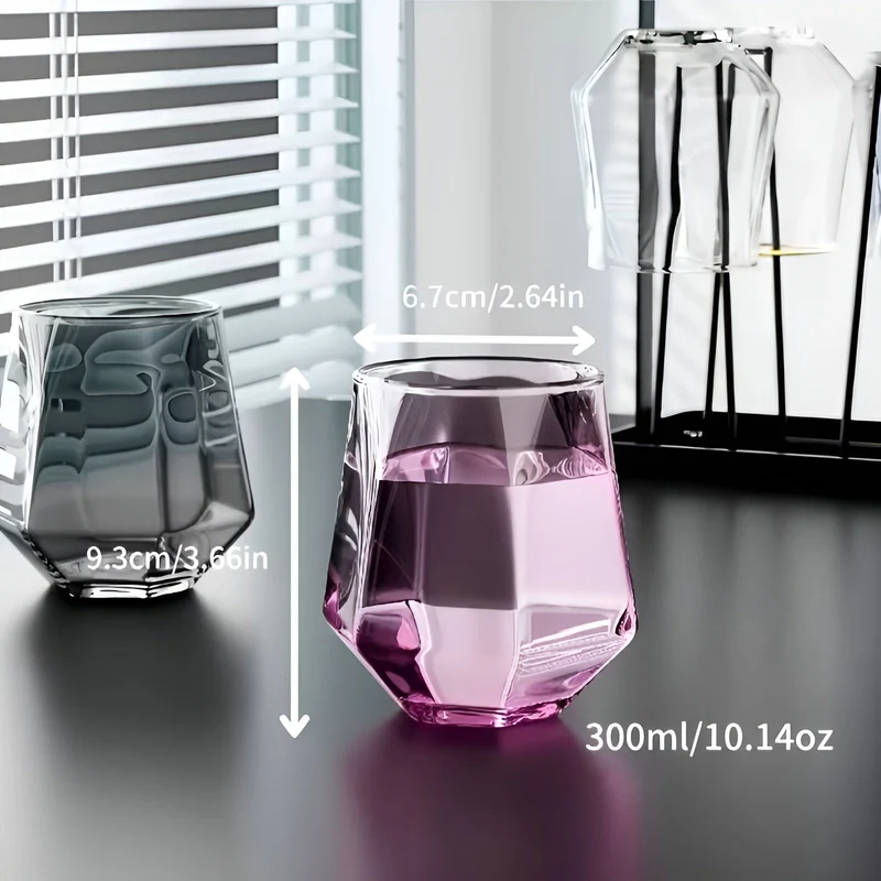 Glasbecher im transparenten Design, 4er-Set – Stilvolles und dekoratives Design | 300 ml Glasbecher für Wasser, Saft und Tee | Skanto