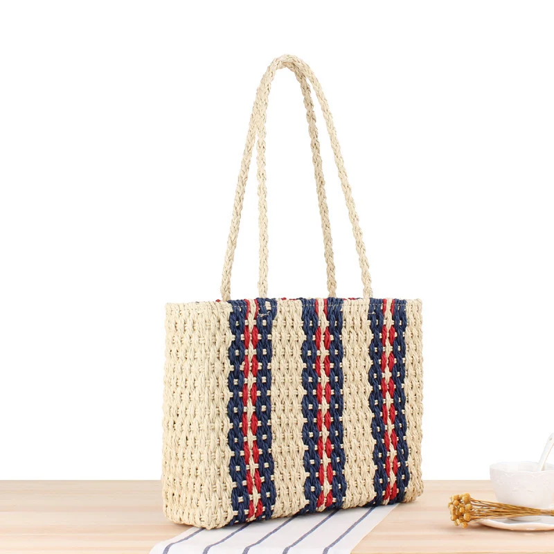 Strandtasche im modernen Design mit dekorativen Streifen Skanto